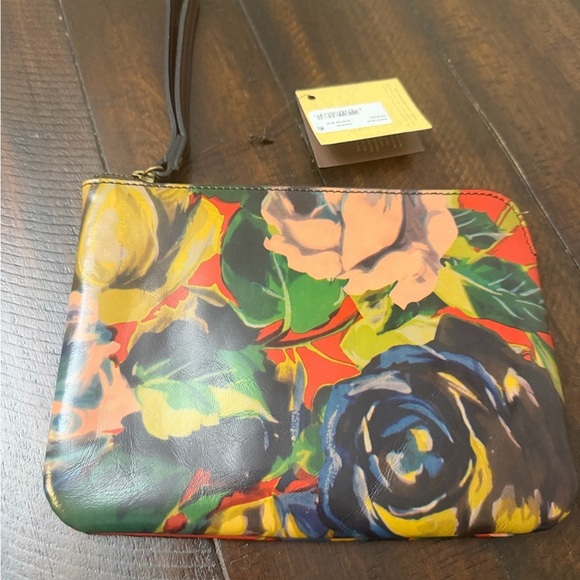 PATRICIA NASH CASSINI MULTI-COLOR FLORAL LEATHER WRISTLET New